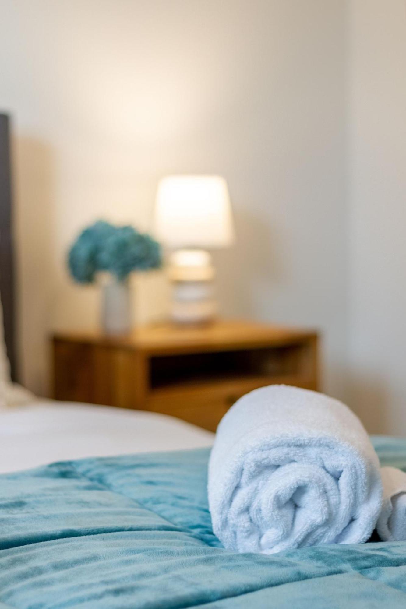 Executive Suite On Lichfield Street - 2 Bed 2 Bath Christchurch Dış mekan fotoğraf