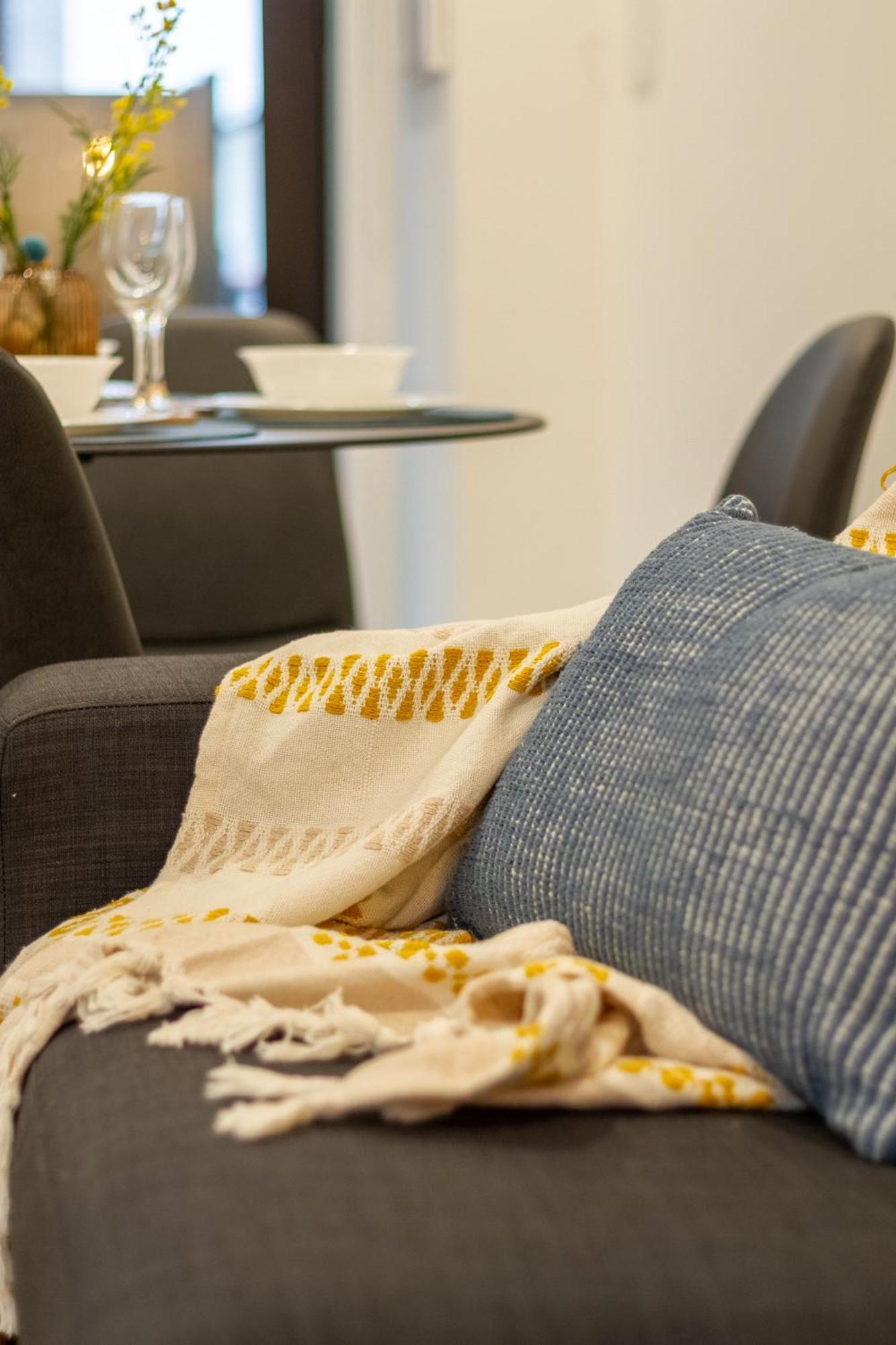 Executive Suite On Lichfield Street - 2 Bed 2 Bath Christchurch Dış mekan fotoğraf