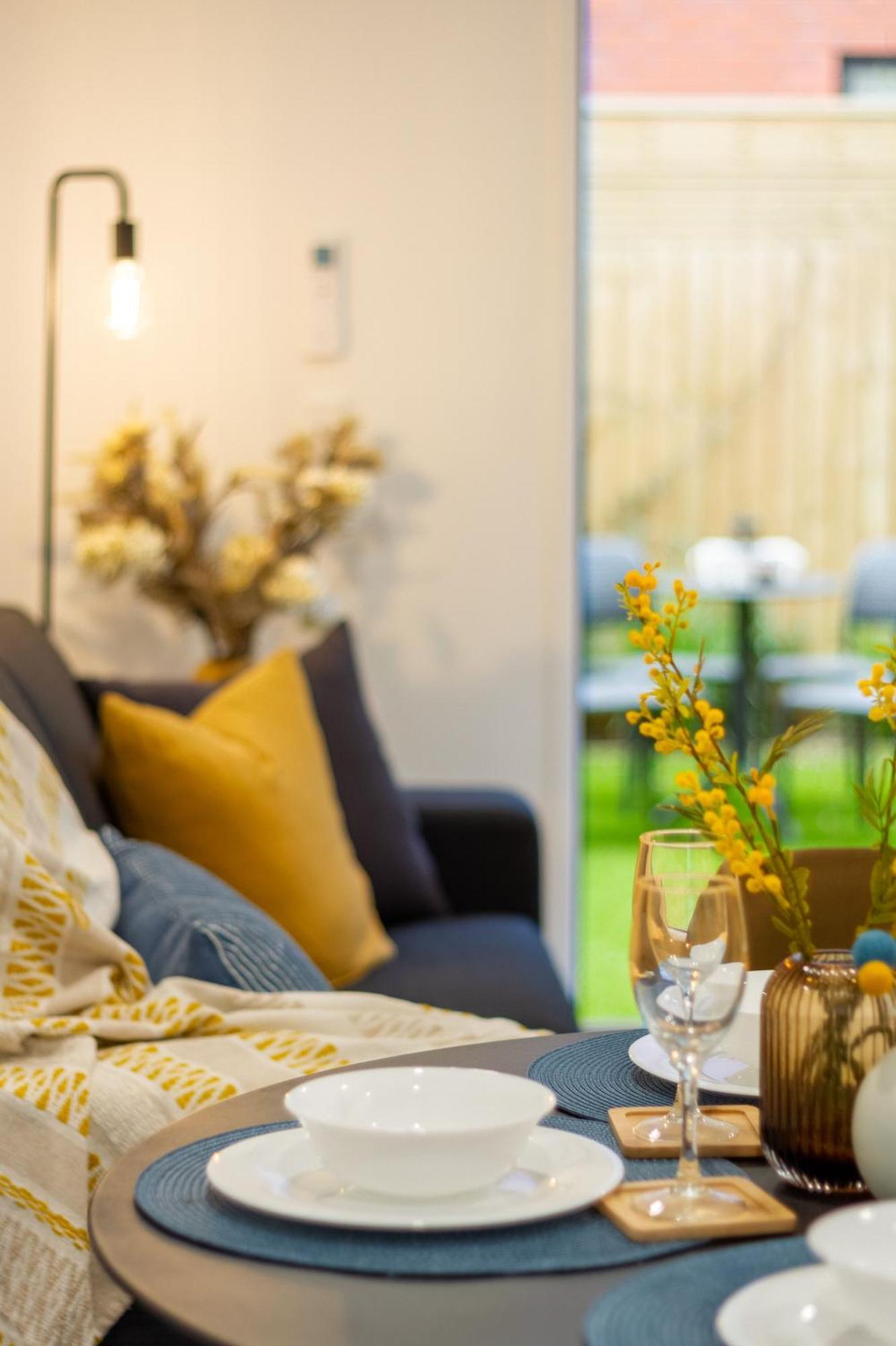 Executive Suite On Lichfield Street - 2 Bed 2 Bath Christchurch Dış mekan fotoğraf