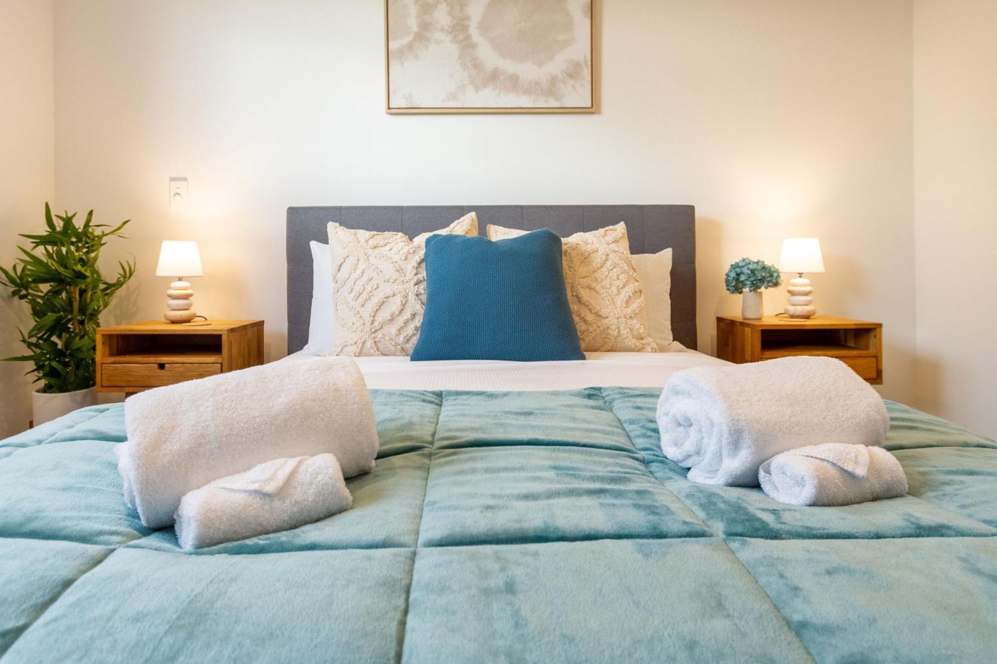 Executive Suite On Lichfield Street - 2 Bed 2 Bath Christchurch Dış mekan fotoğraf