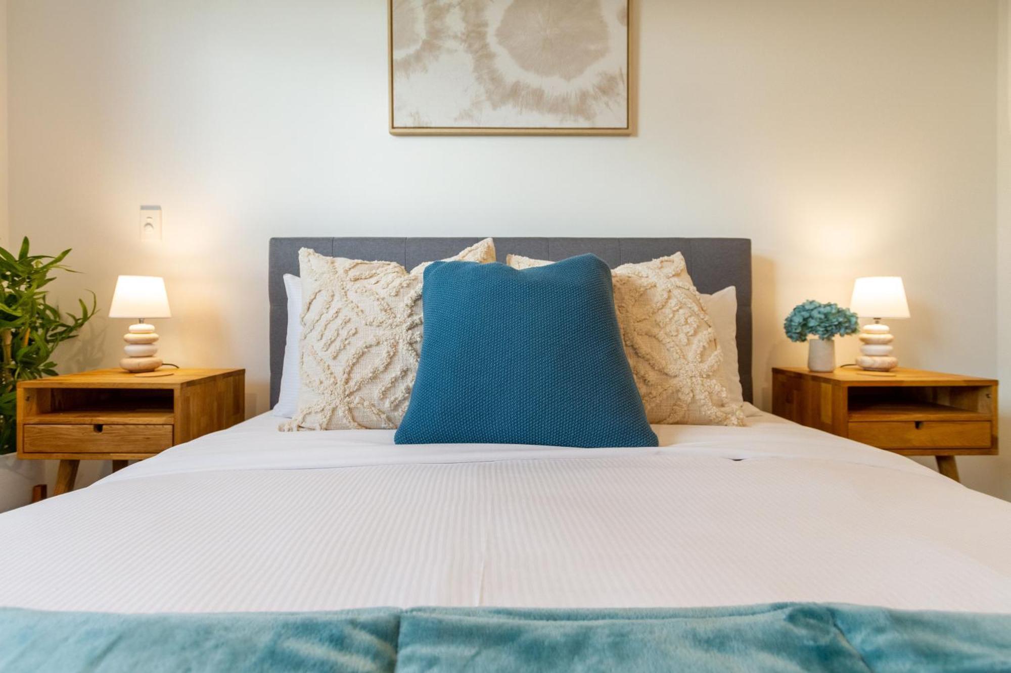 Executive Suite On Lichfield Street - 2 Bed 2 Bath Christchurch Dış mekan fotoğraf